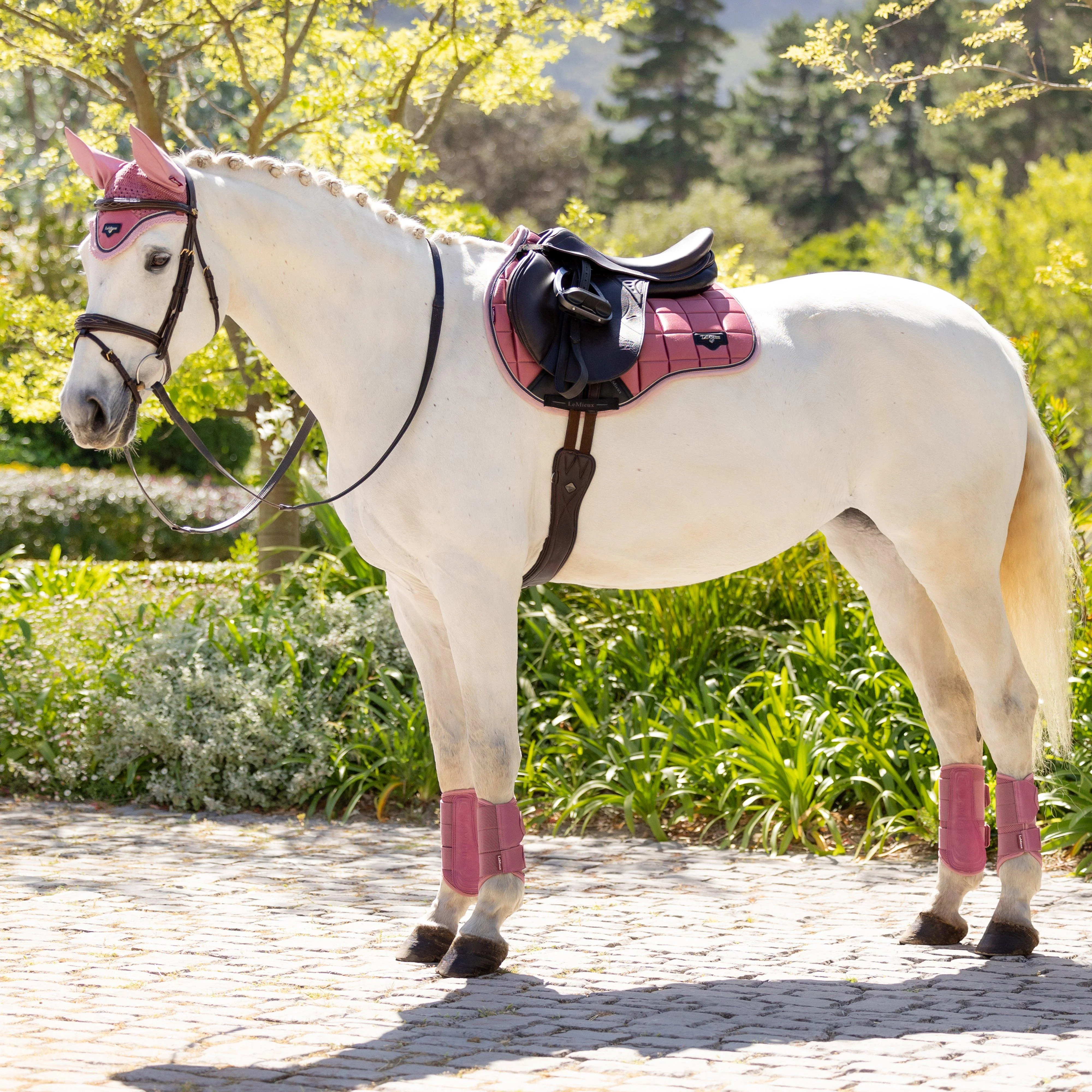 Loire Classic GP Saddle Pad Peony - Image 3