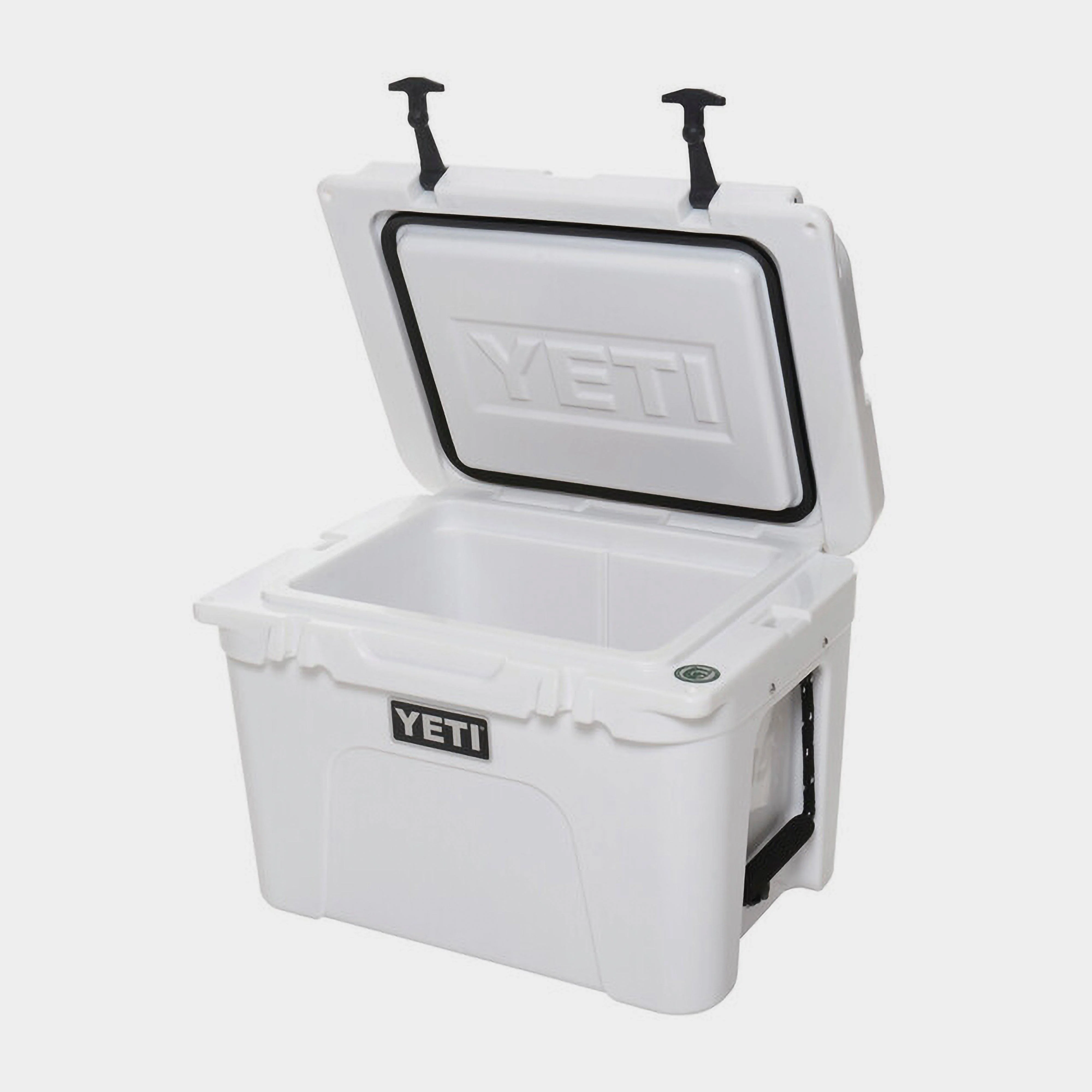 Tundra® Cool Box 35L - Image 3